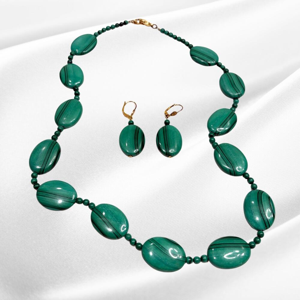 Vintage Green Malachite Gemstone Necklace & Earrings Set Oval Cabochons Beaded